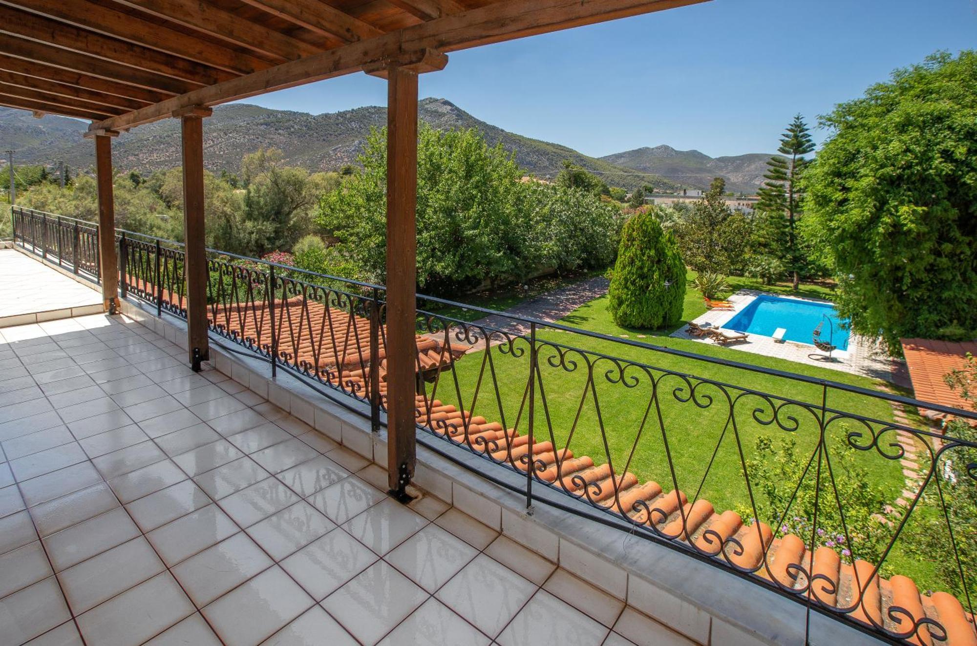 Koralia Marathon Villa