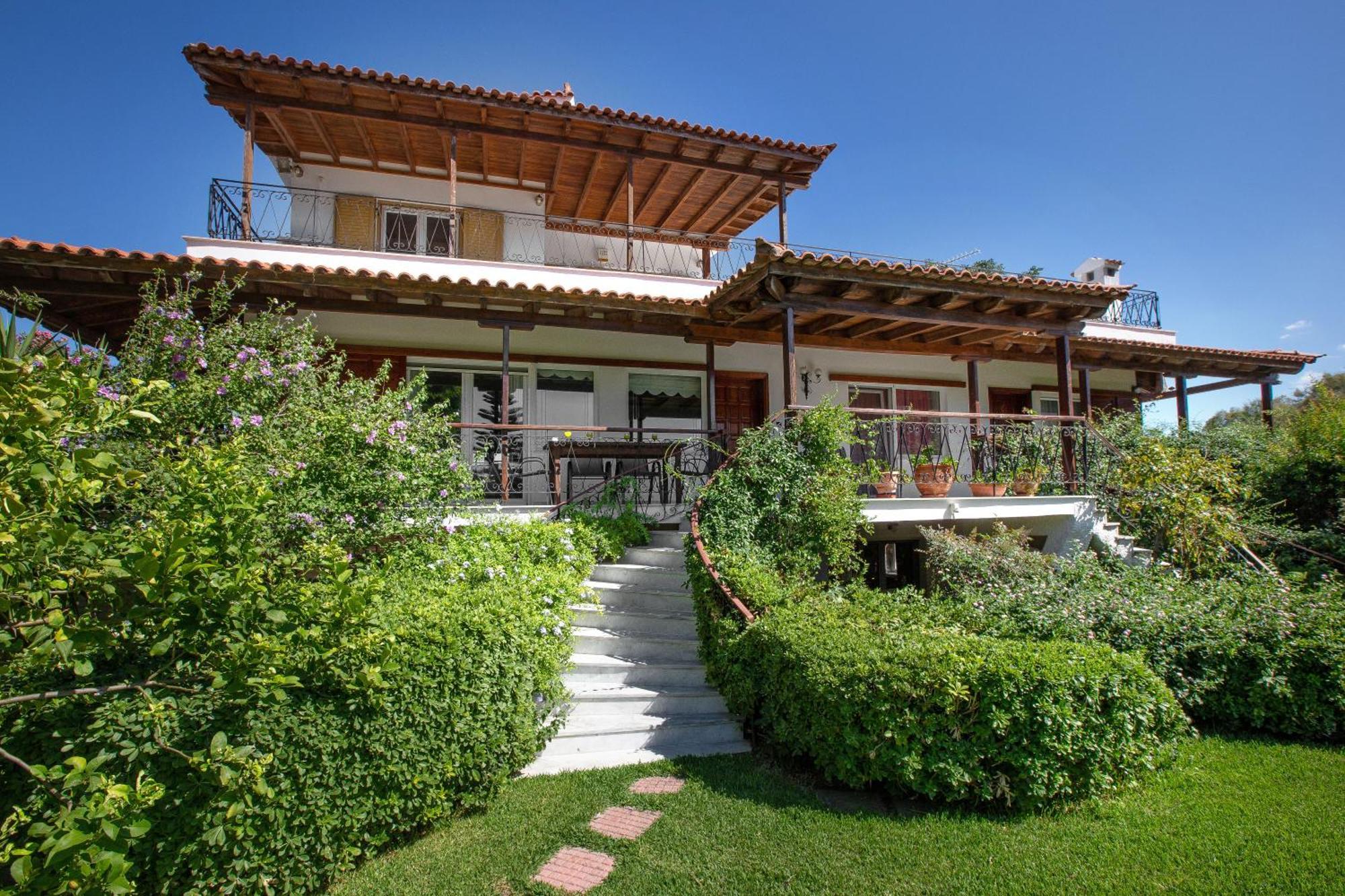 Koralia Marathon Villa